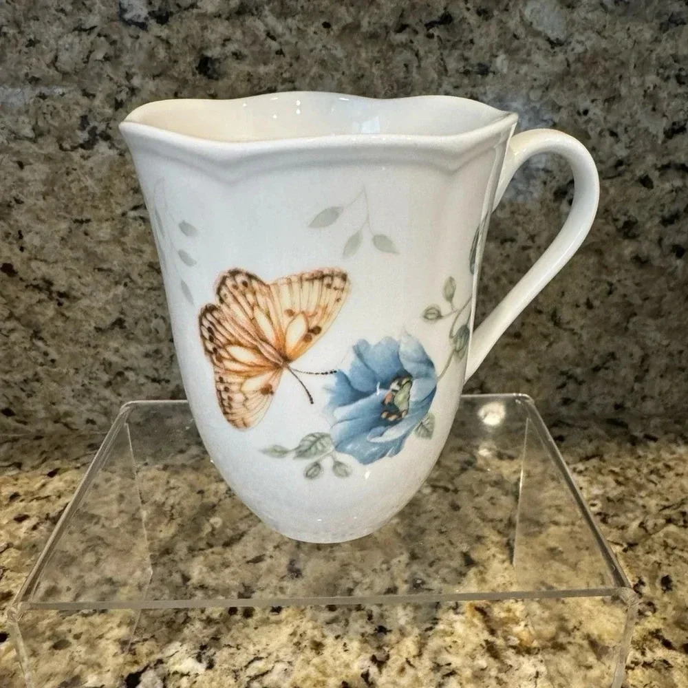 Lenox Butterfly Meadow Fritillary Mug NWT